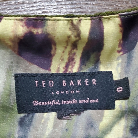 Ted Baker Green and Purple Pleated Tulip Floral Mini Skirt - Picture 2 of 8